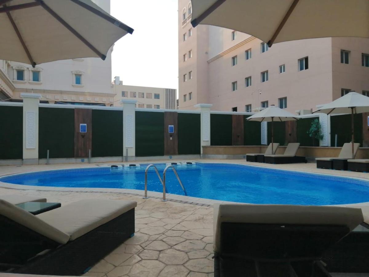 New Blue Rose Hotel Doha Eksteriør billede