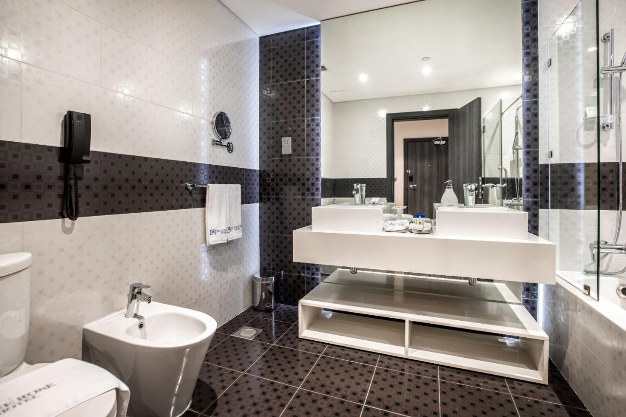 New Blue Rose Hotel Doha Eksteriør billede